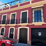 Teodosio Apartment Free Parking & Central Ac