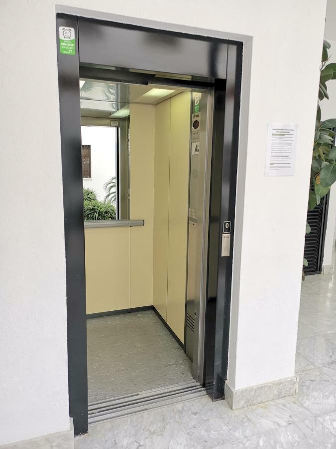 Teodosio Free Parking & Ac Appartement *